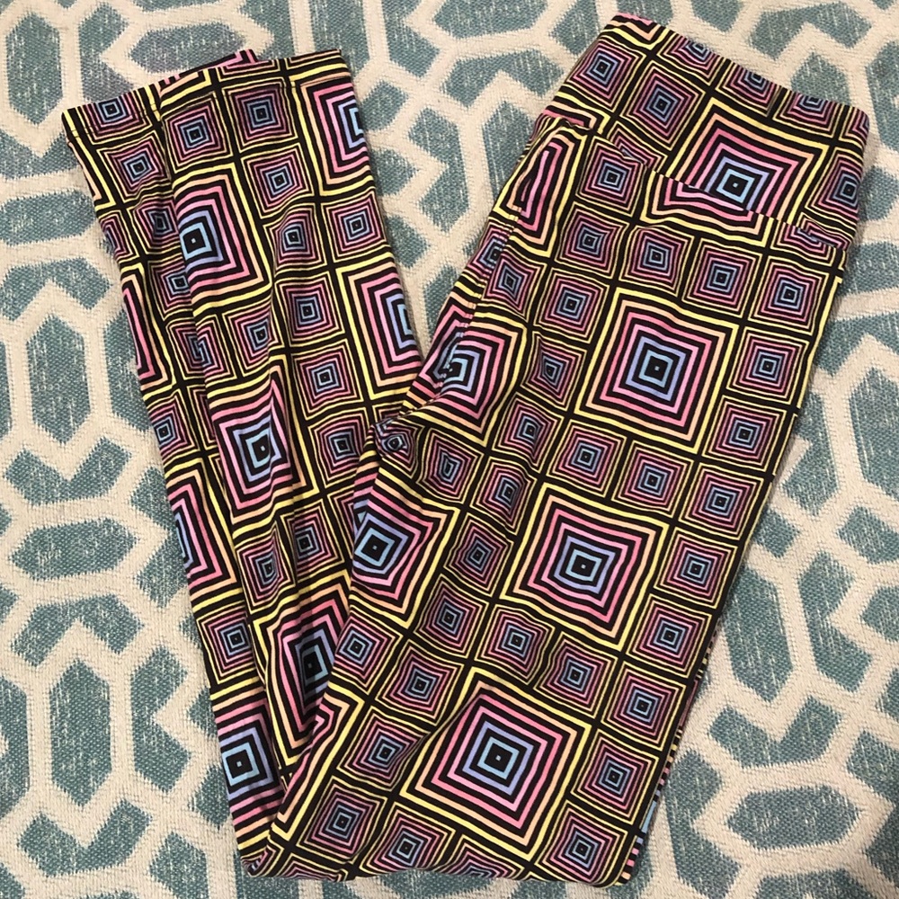 LuLaRoe leggings one size
